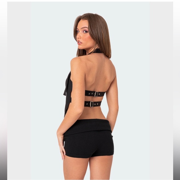 🛍️ 3/$25 Buckle Strap Open Back Top Edikted Black - Picture 4 of 7